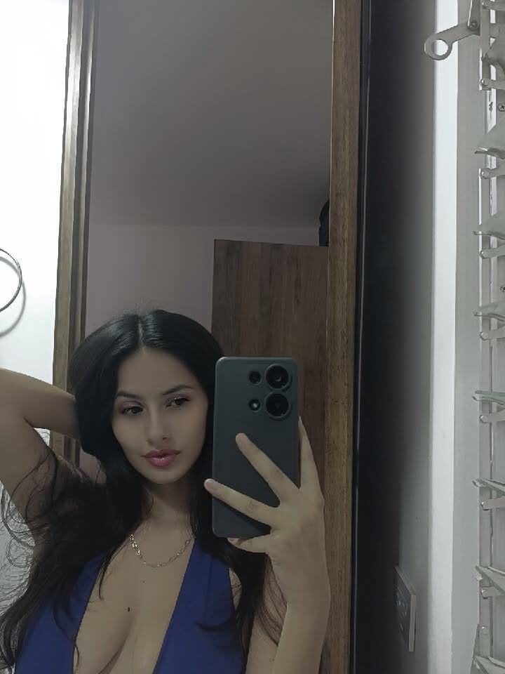 livesex.fan valenxxdiaz livesex profile in semei-semey cams