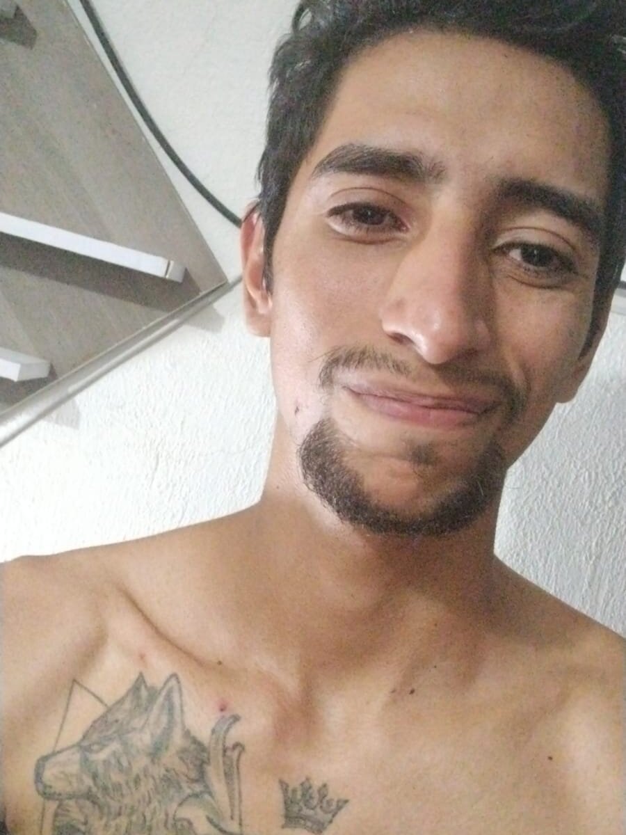adam-hott