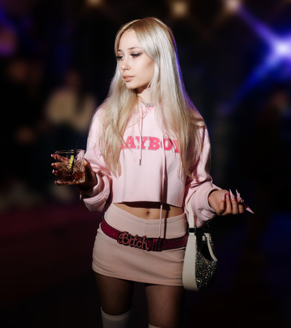 sexlivecamsites.com ailynice livesex profile in in-your-darkest-and-lustful-dreams cams