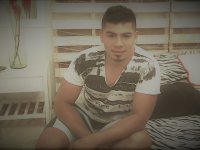 latinoardiente's Offline XXX Chat
