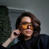 julia_nikolajeva's Offline XXX Chat
