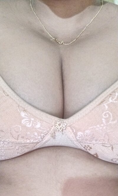 livesex.fan Nandita- livesex profile in housewife cams