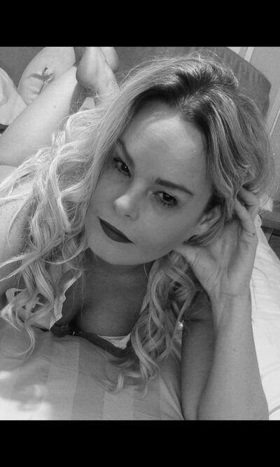 Blonde-Beautyx