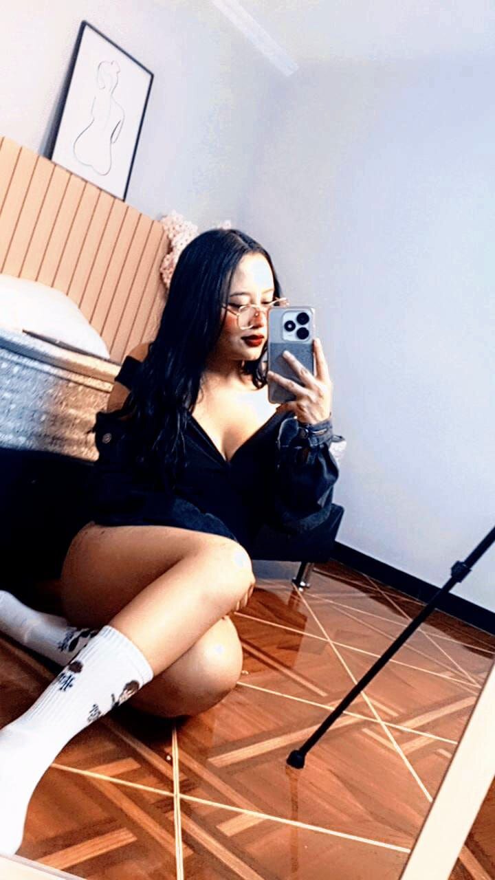 Megan_jonesxox