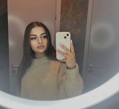 ellettebanwell from stripchat