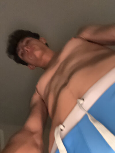 uncutnomad from stripchat