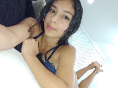Keity_girl_ Female Teen Free Cam Nude