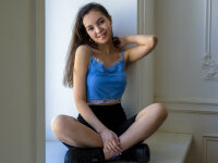 EleanorSweet's Offline Chat Room