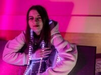 Sofia__Lee's Offline Chat Room