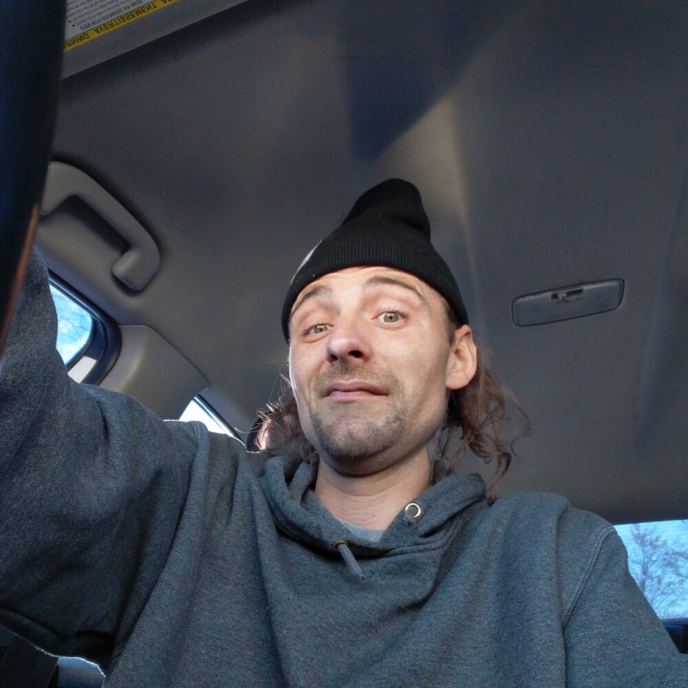 LonelyTemper87 - StripChat cam model profile and statistics