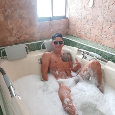 Dominik_thomsonx