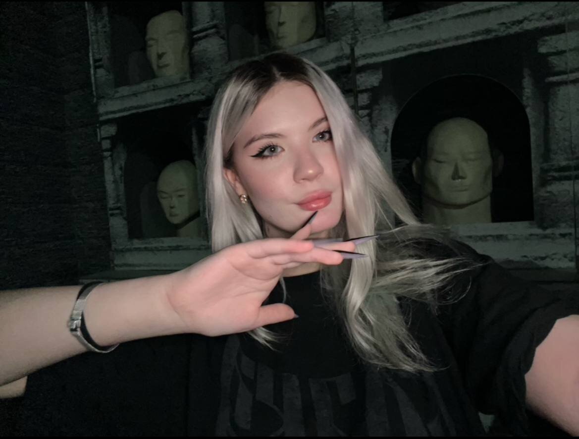 Alicee_Gray