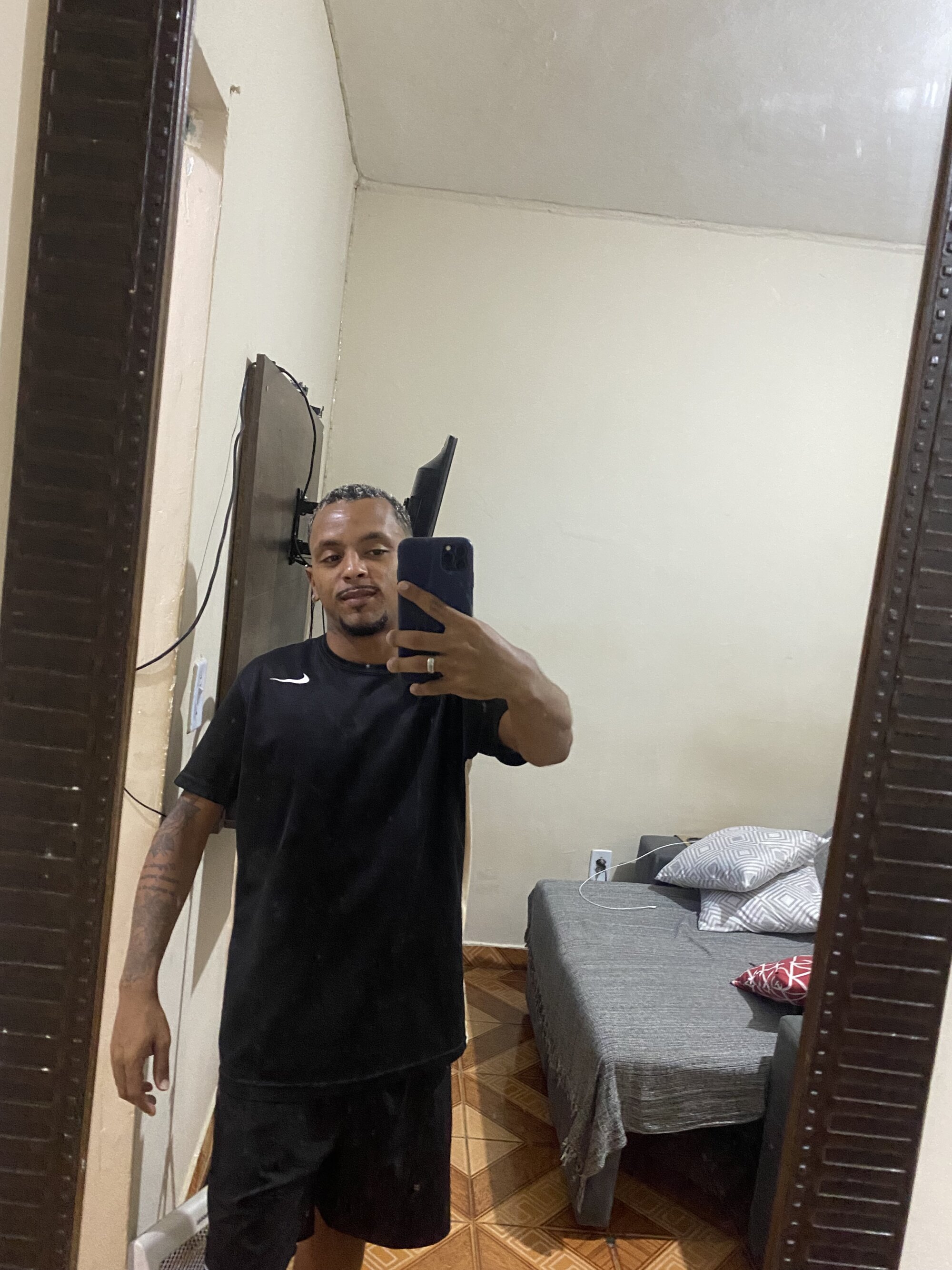 MlkMachoDom