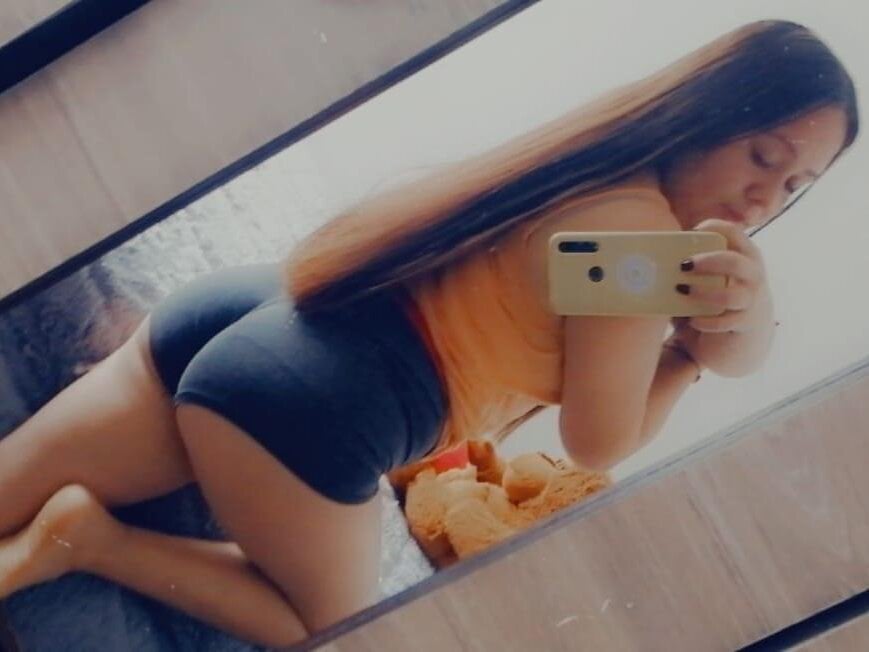 Czat XXX offline – thyara_noa