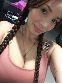 wonderr_woman's Offline Chat Room