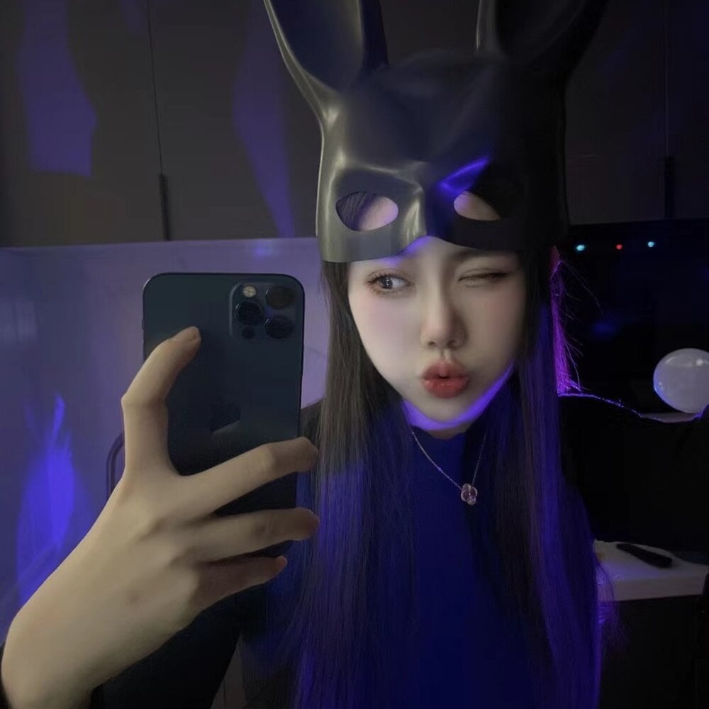 badgirlwebcam.com susu998 livesex profile in bisexual cams