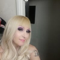 Explicit782's Offline Chat Room