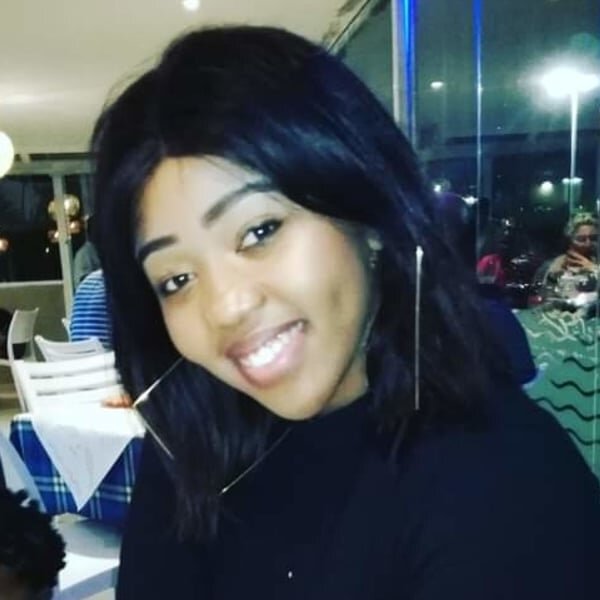 Live sex webcam photo for GoldenPussy01 #283582637