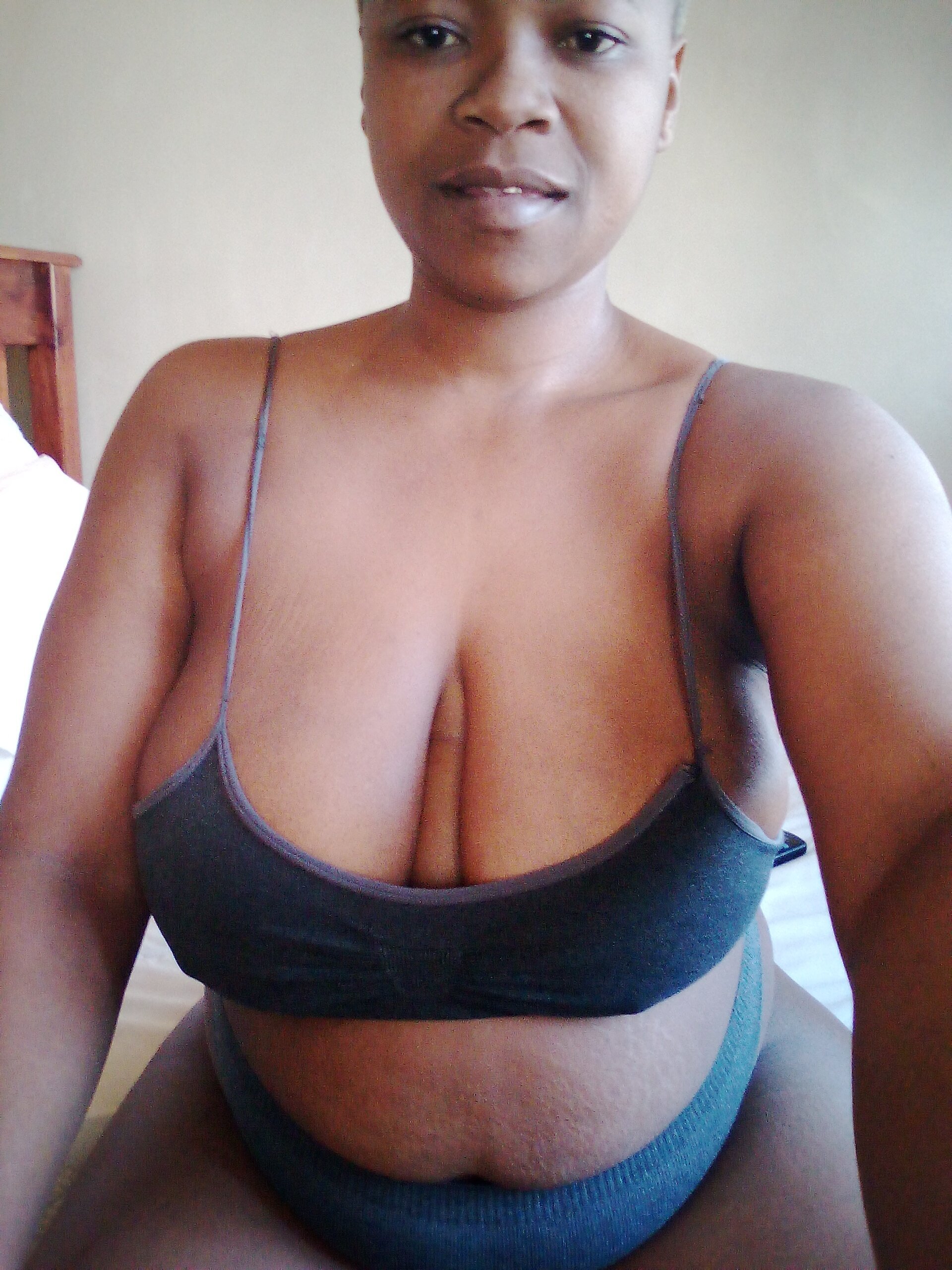 missboobiesSA live webcam