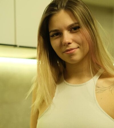 Britneyyyyy Female Smalltits Free Cam Adult