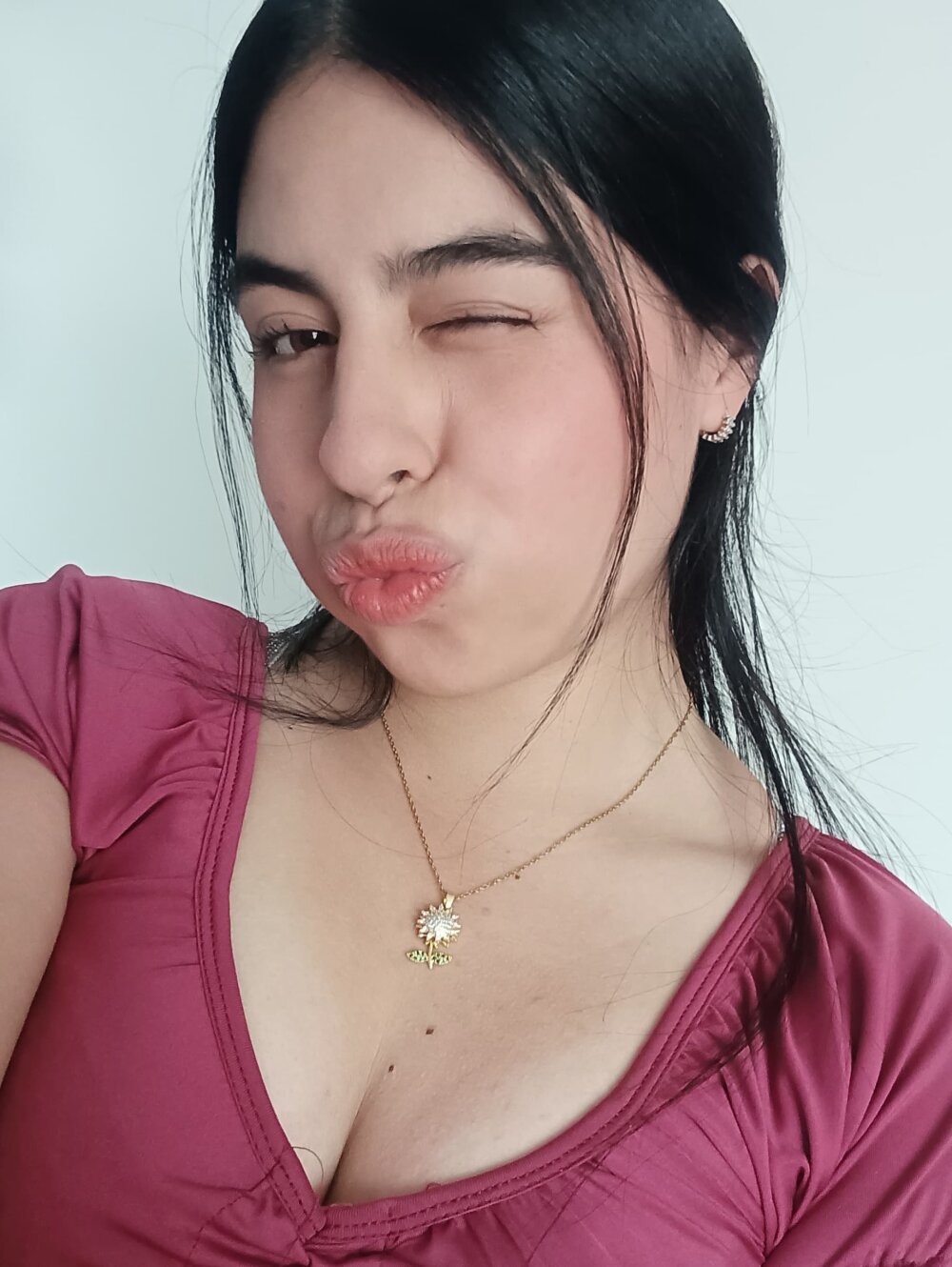 TANIA__18 profile