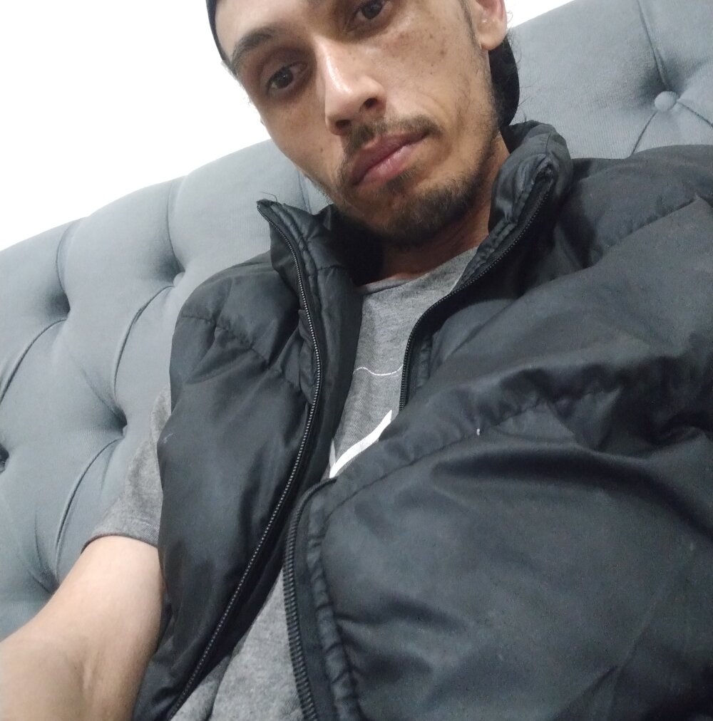 lucho228's Offline XXX Chat