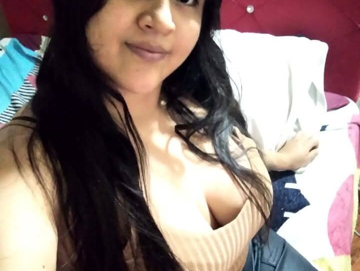 stripchat nia_thompsom Live Webcam Featured On elivecams.com