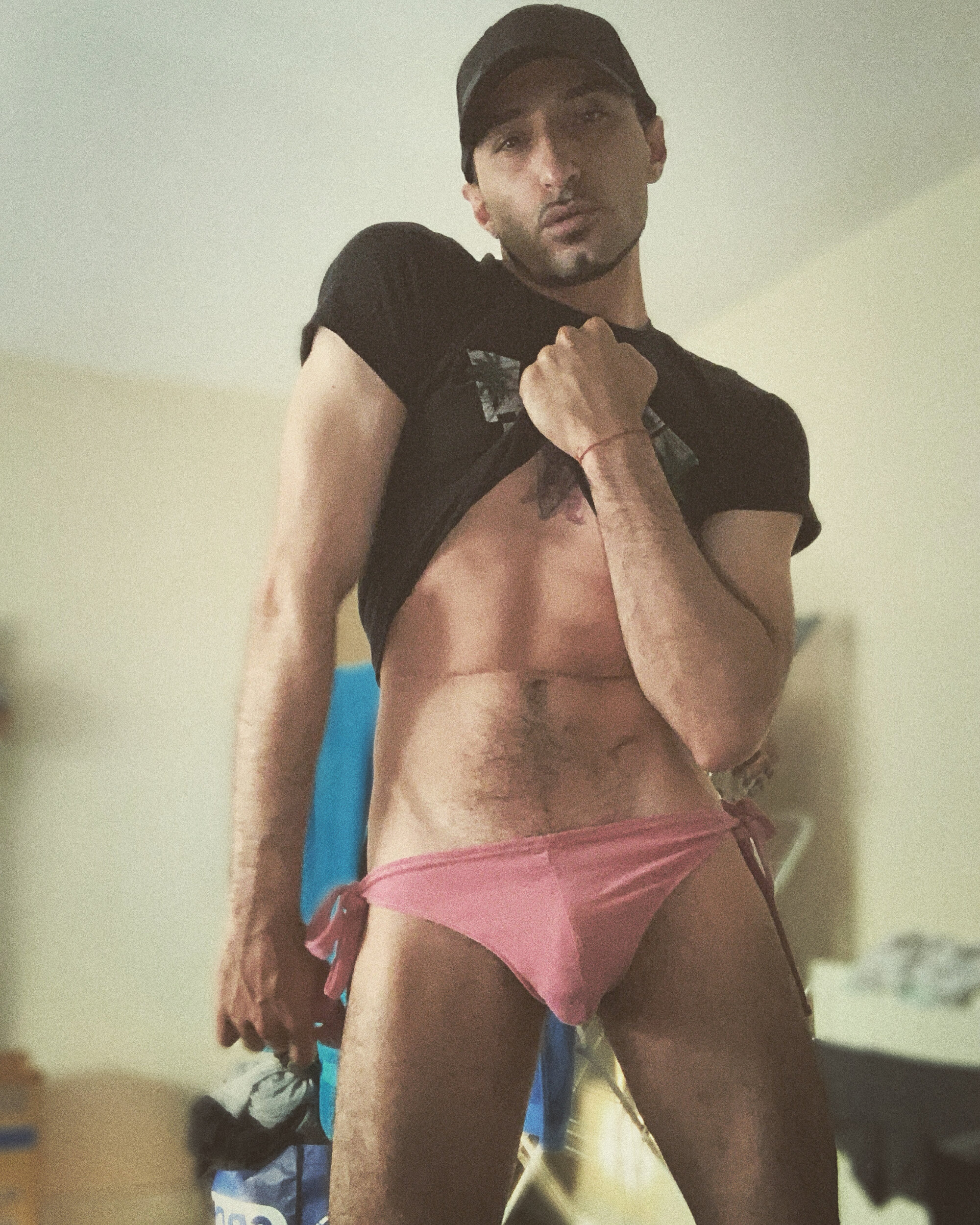 grande_bg_dick
