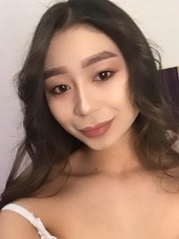 donna_madonna's Offline Chat Room