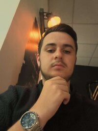 grossequeu_chaude's webcam live show