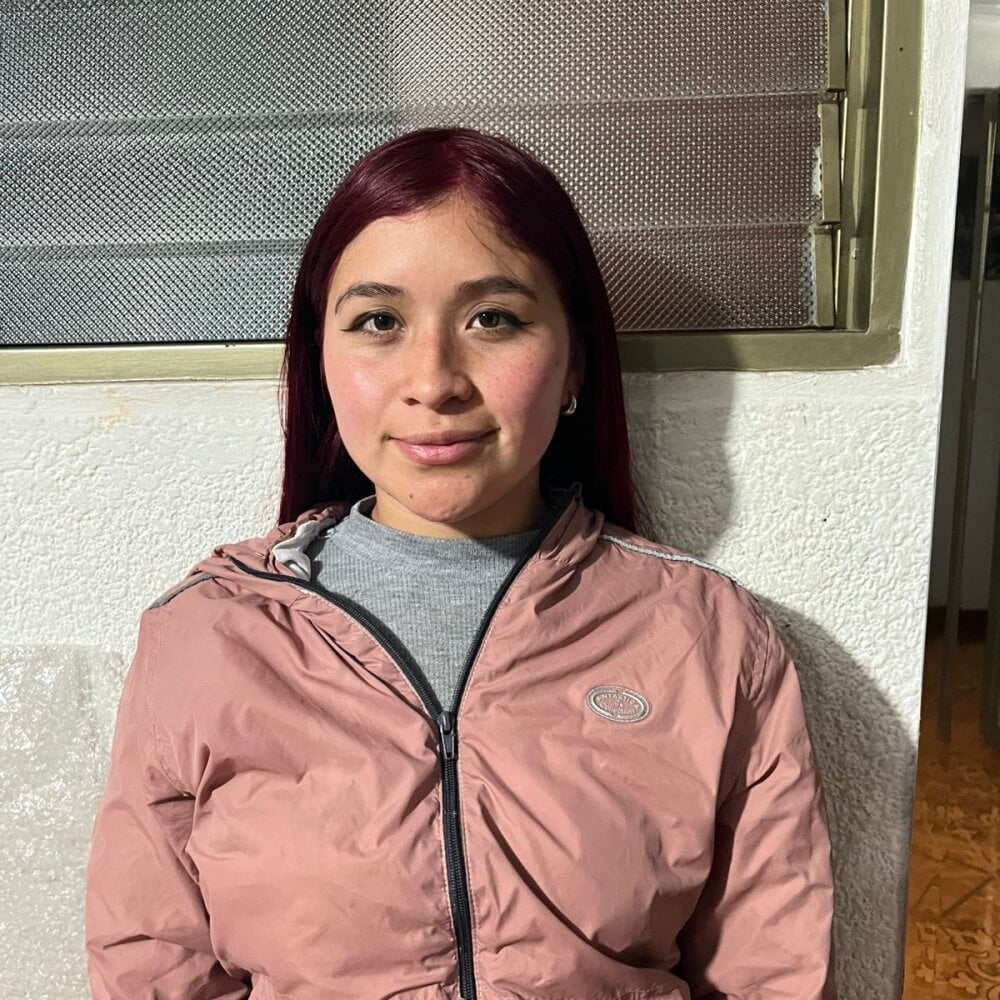 onaircams.com sara_guerreiro livesex profile in stpetersburg cams