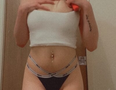 Babyyboutabag - Stripchat Teen Lovense Cam2cam Girl 