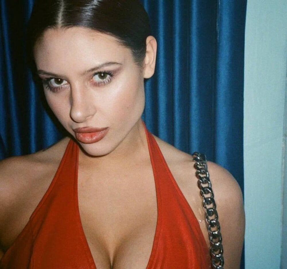 sleekcams.com darkchocovibe livesex profile in in-youur-dreams cams