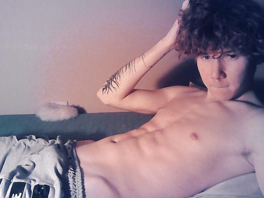 Live sex webcam photo for bestie_freaks #279232784