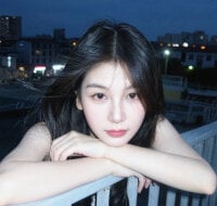IUIU2025's webcam live show