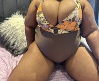 Hotboosxxx's Offline Chat Room