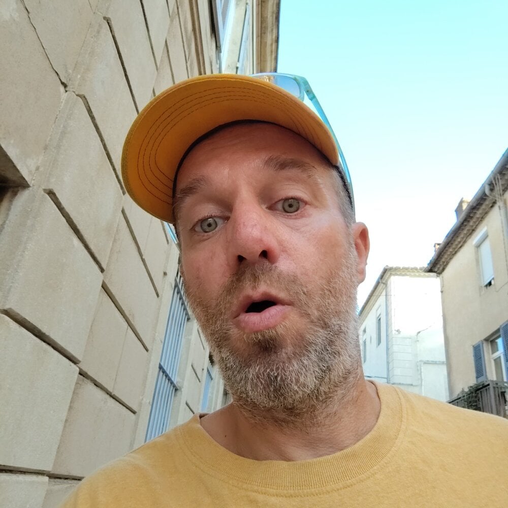 Jimfantasme30's Offline XXX Chat