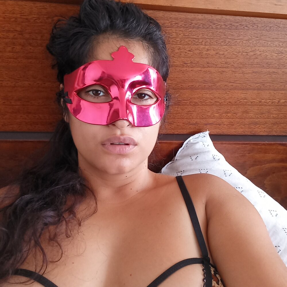 Esposacuriosa's most recent online preview