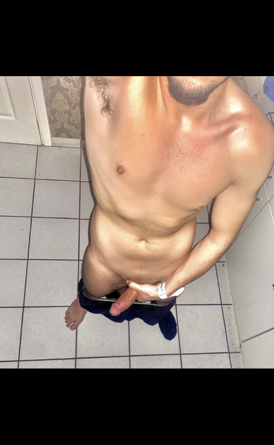 Vale_187 Male Bisexual Live Webcam Adult