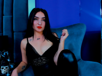 Eda_Adamsonnx's Offline XXX Chat