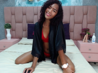 macbeth_mae's Offline Chat Room