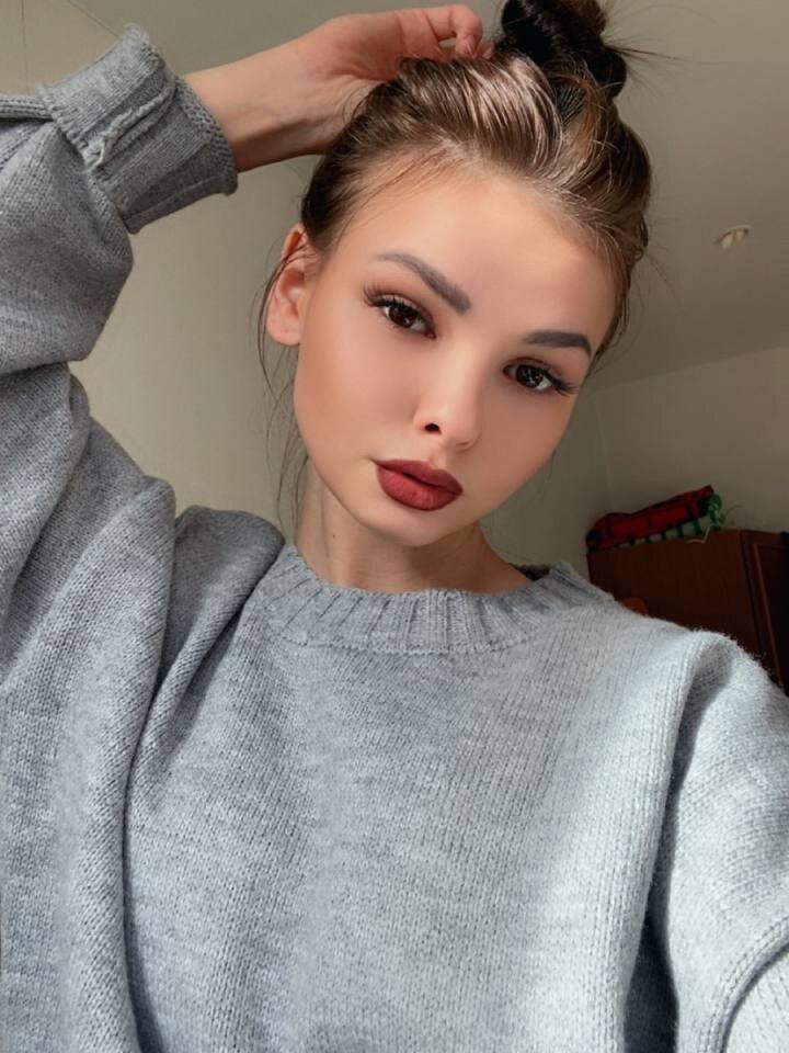 iluvcams.com liiianpesta livesex profile in hazel-eyes cams