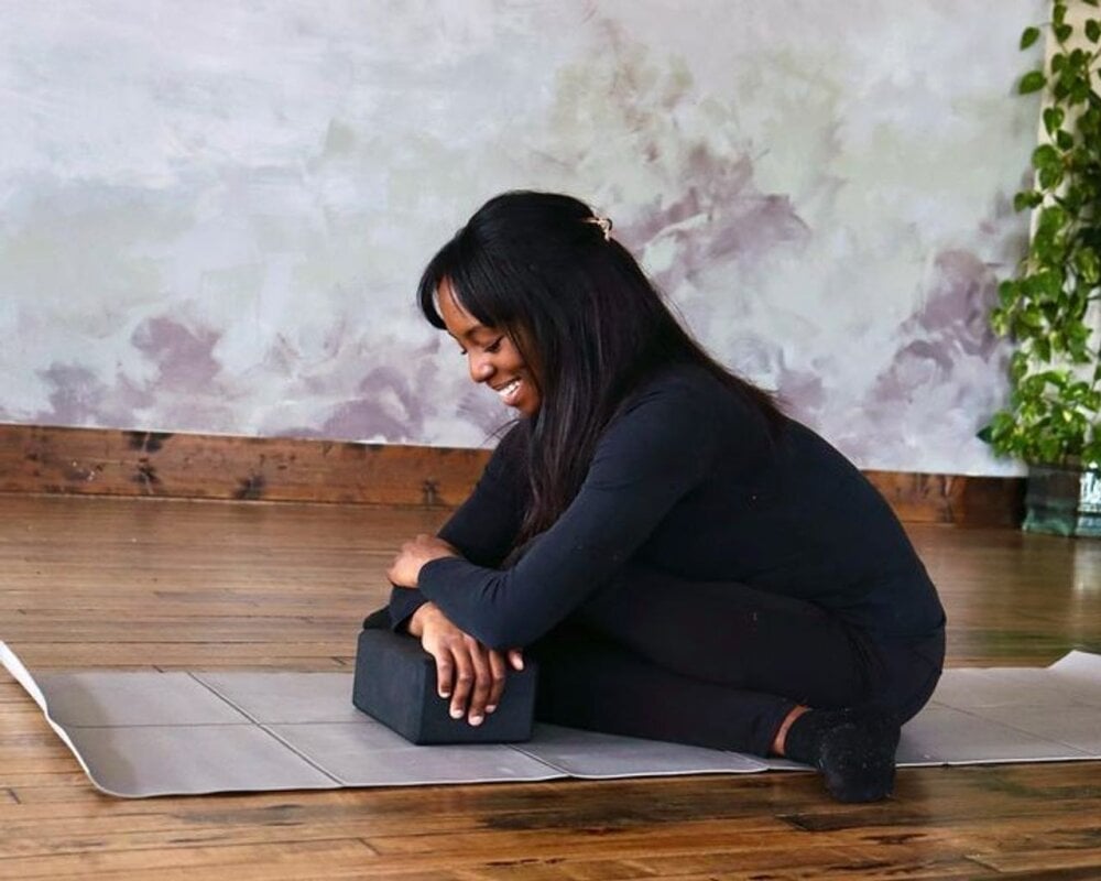 watchgirlcam.com nomimaloni livesex profile in but-yes-its-not-a-native-one cams