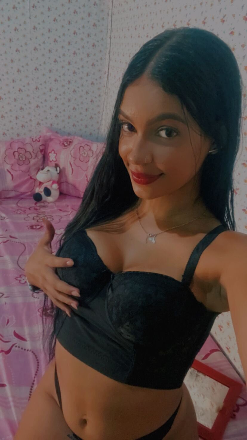 JaxmineBusty