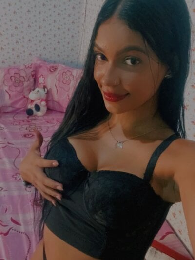JaxmineBusty