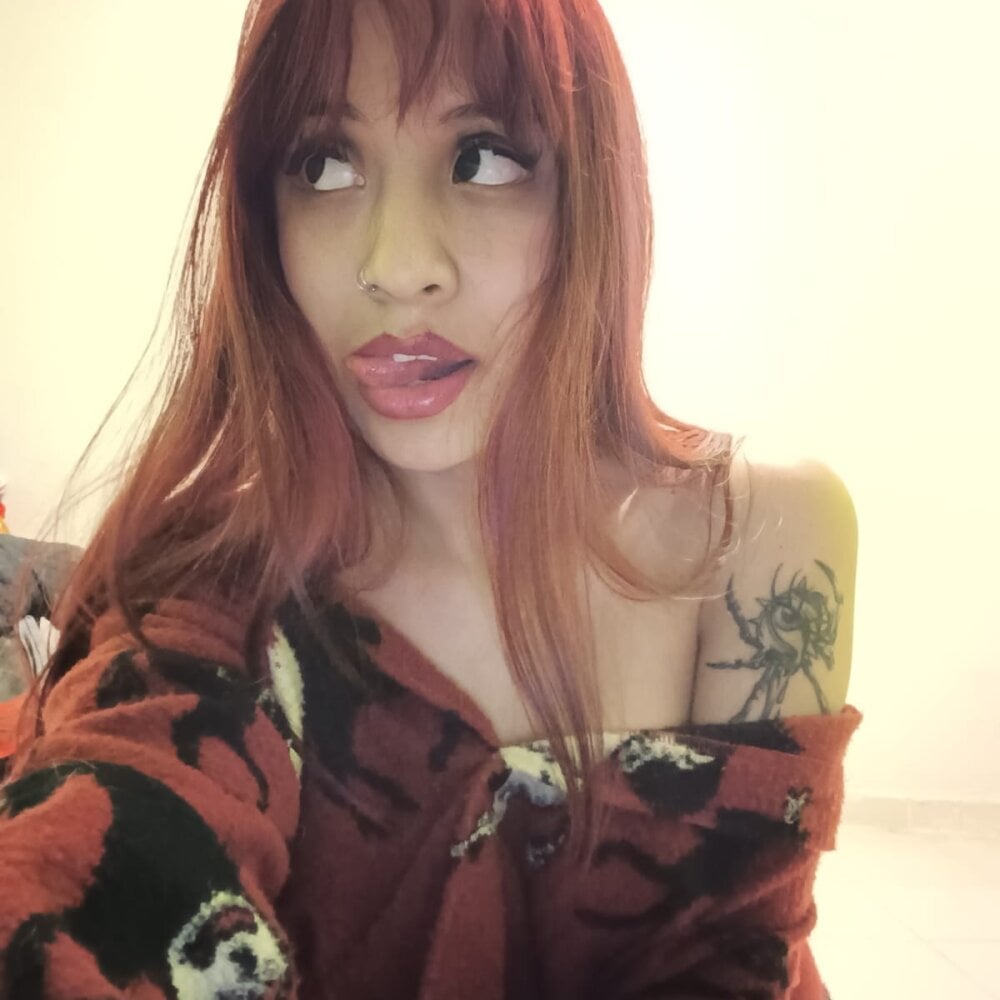 Asuka_mami's Offline XXX Chat