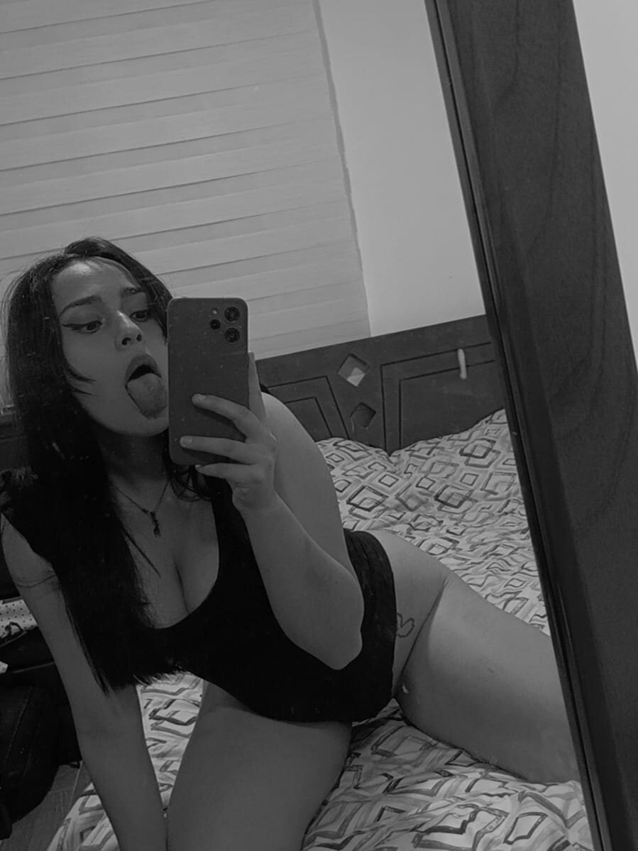 aliice_bonn_ profile