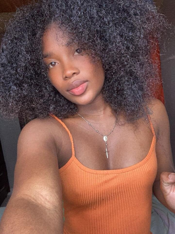 Shesly_Adams profile