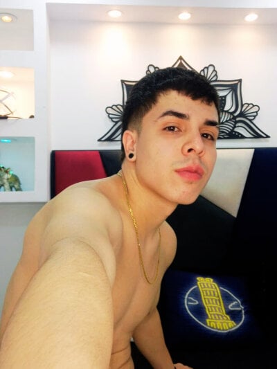 Pretty_Men18 Male Blowjob Free Cam Nude