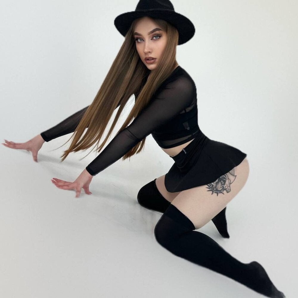 LynnaHawksf 离线XXX聊天